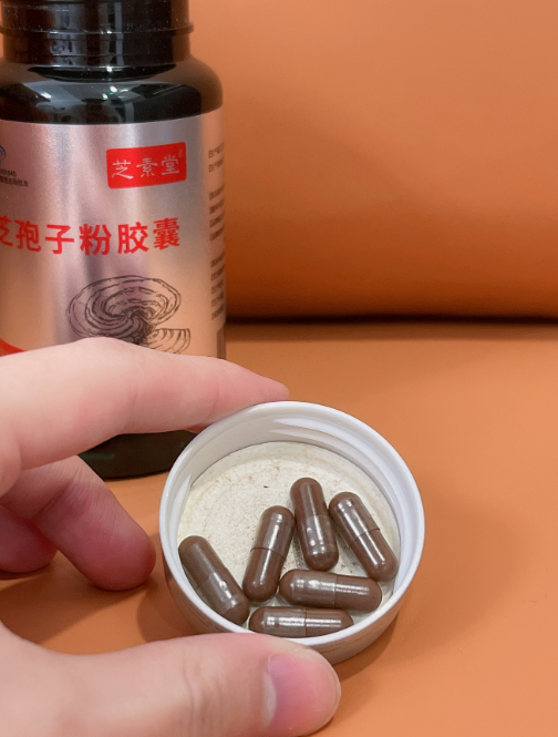 年轻人可以吃灵芝孢子粉吗，看完这个你就有答案了